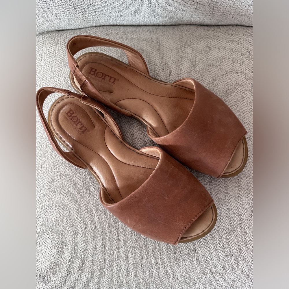 BORN Trang Light Brown Sandals